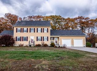 4 Elmwood Dr, Berwick, ME 03901