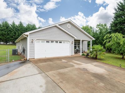 104 Kingston Ct, Greer, SC, 29651