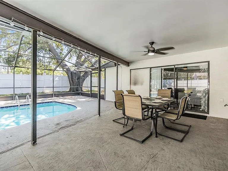 1 Fernery Ln — Photo 12