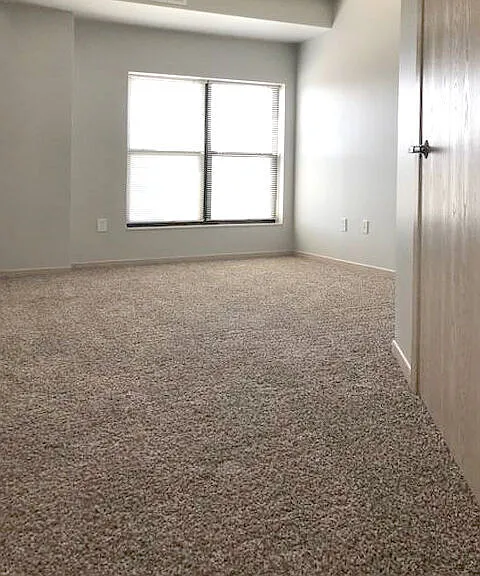 Vine Street Lofts — Photo 12