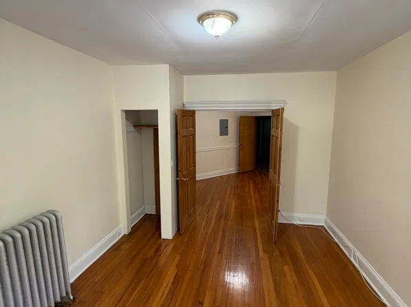 386 Riverway, Boston, MA