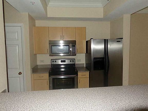 3rd image of 533 NE 3rd Ave APT 325