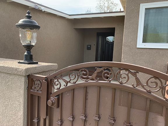 Enclosed Front Patio