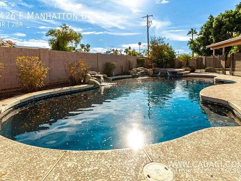 1426 E Manhatton Dr — Photo 12