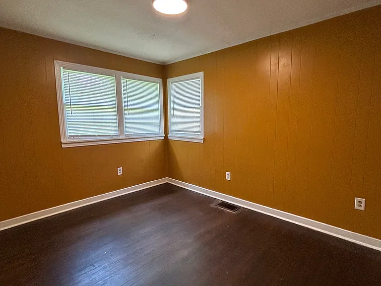 270 Shady Pine Ln — Photo 17