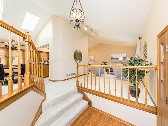 5th image of 5611 Old Pond Dr