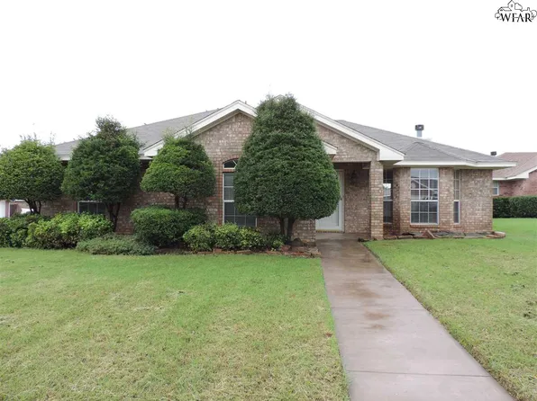 7 Blue Star Ct, Wichita Falls, TX 76310