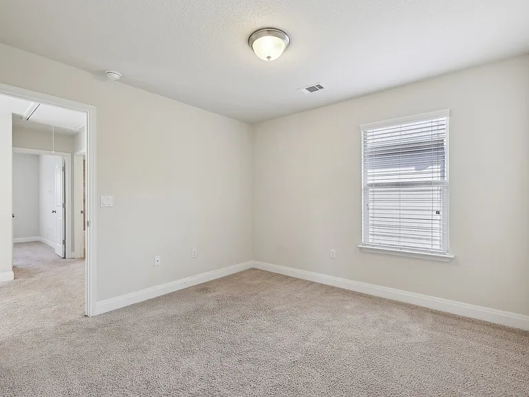 10418 Turnbull Loop — Photo 24