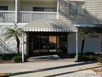 3rd image of 3565 Linden Ave Unit 253