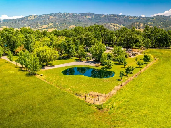 11821 W Side Potter Valley Road, Potter Valley, CA 95469