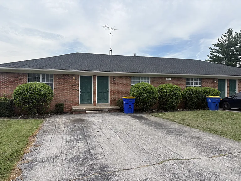 1613 Flanigan Ct #A — Photo 2