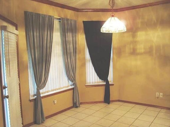 Formal Dining