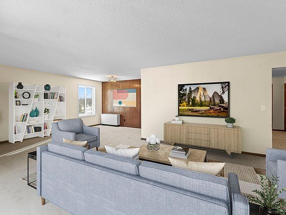 2nd image of 2200 Nevada Ave S APT 216