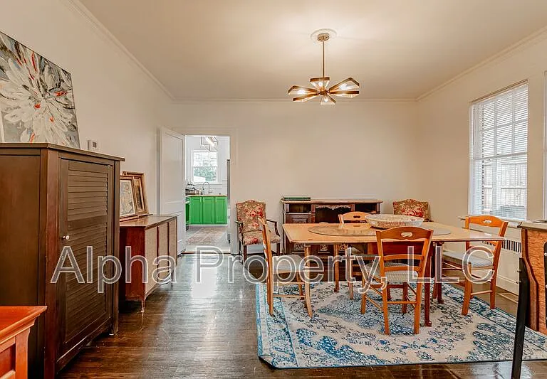 710 Augusta St — Photo 7