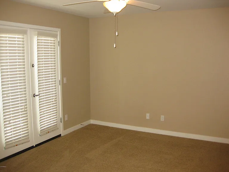 1143 E Cedar St — Photo 15