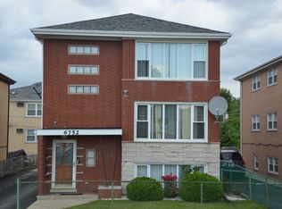 6752 W 87th St APT 3, Burbank, IL 60459