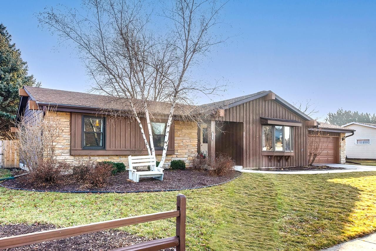 8925 33rd Ave, Kenosha, WI 53142 Zillow