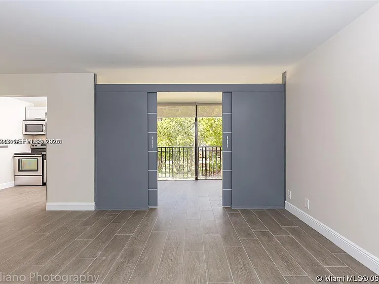 16919 N Bay Rd #218 — Photo 9