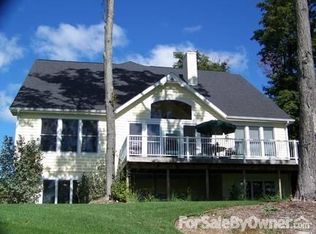 9444 Rolling Ridge Dr, Traverse City, MI 49686