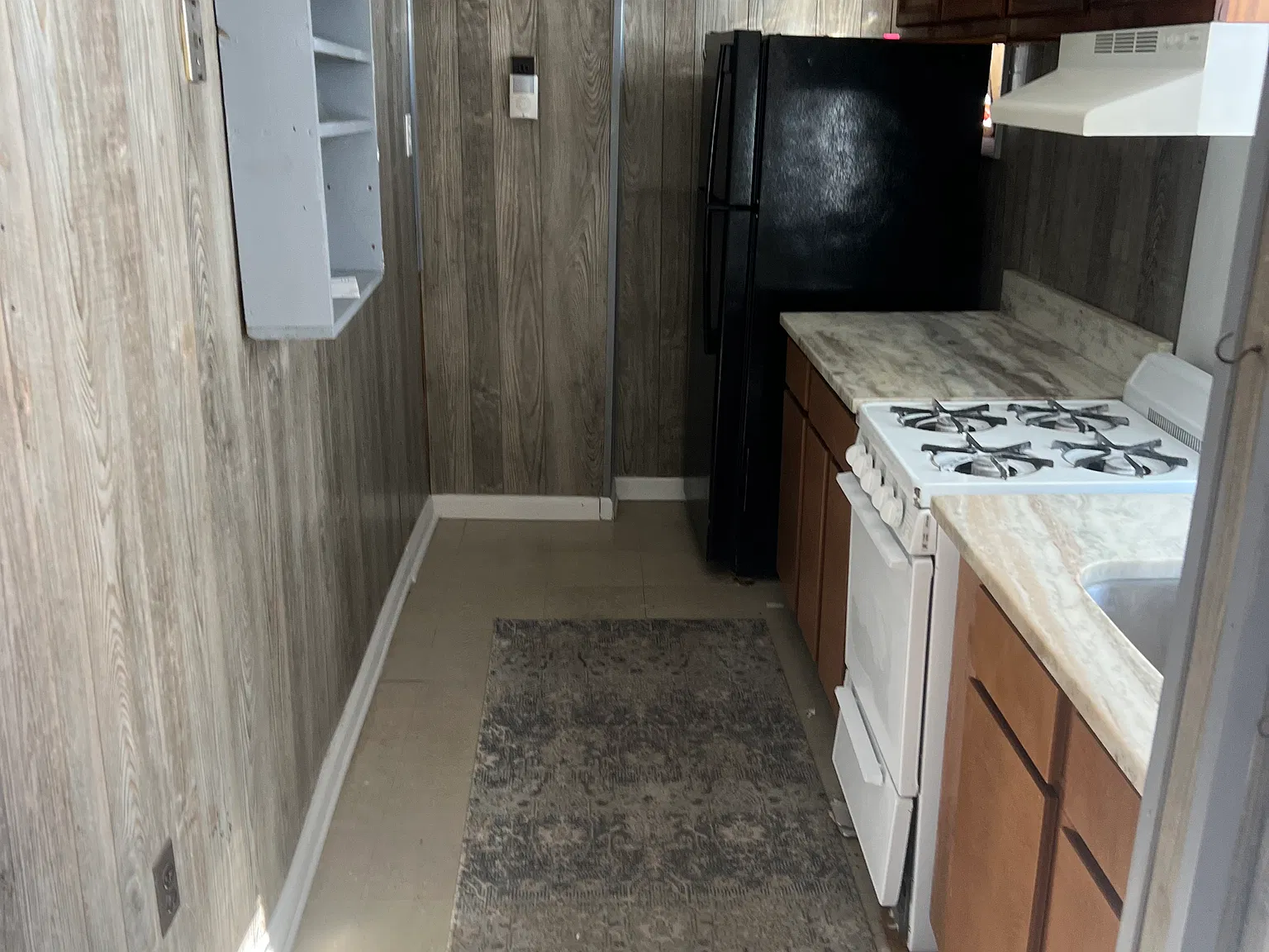 1 bed, 80 sqft, $1,100 — Photo 2
