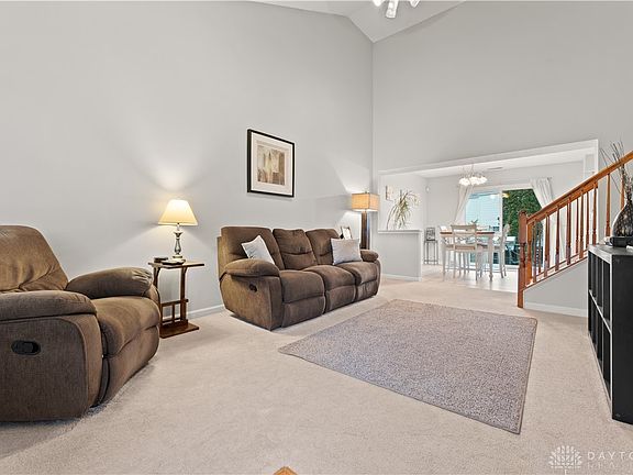 3rd image of 342 Indian Lake Dr