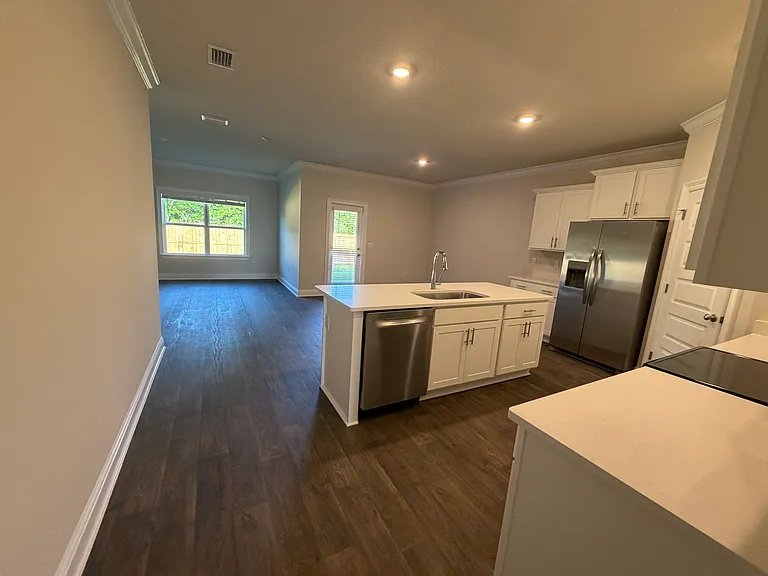 14902 Dalton Cir — Photo 7