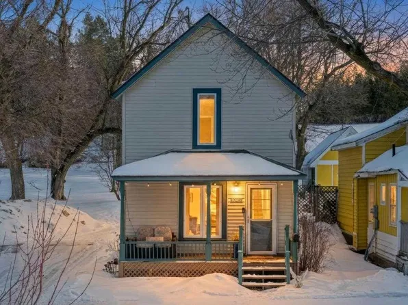 1035 Emmet St, Petoskey, MI 49770