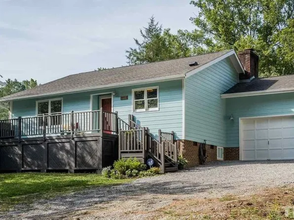 1024 N Windrace Trl, Sanford, NC 27332
