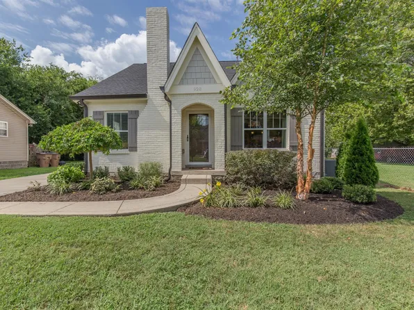 928 Cahal Ave, Nashville, TN 37206
