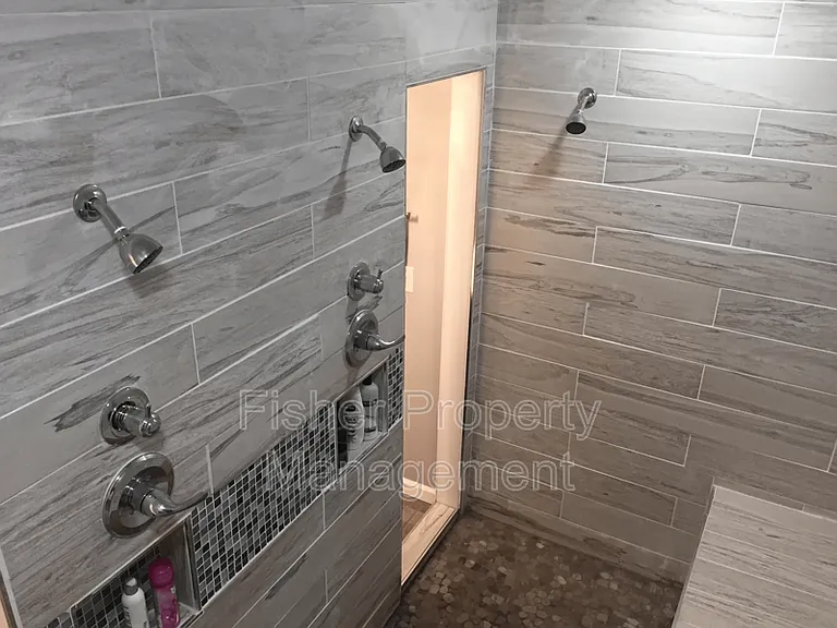 1500 Rustling Cedar Ln — Photo 13