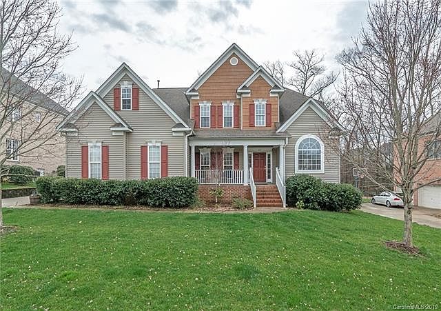 1st image of 522 Fairwoods Dr