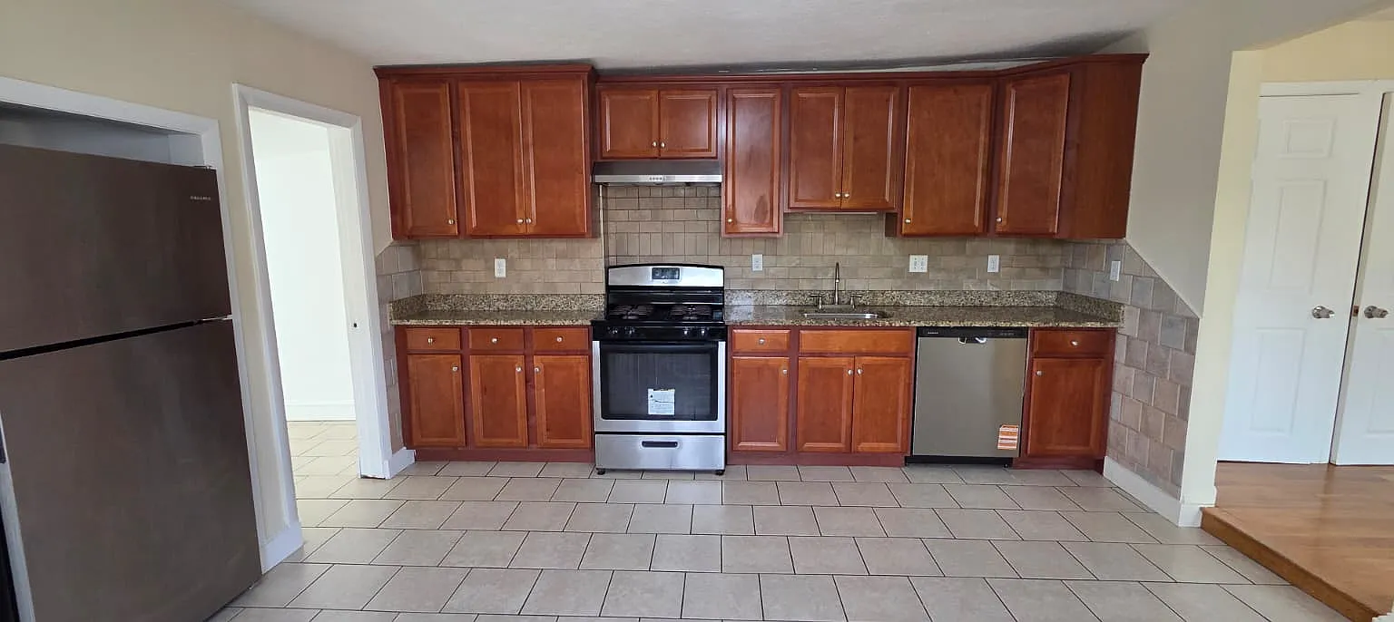 2 bed, 1462 sqft, $3,200 — Photo 1