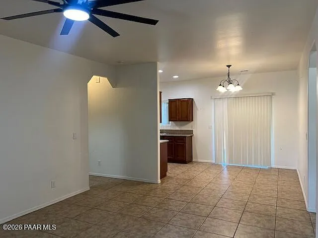 3 bed, 2.0 bath, 1231 sqft, $1,795 — Photo 2