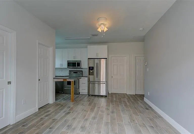 1833 Taylor St #2 — Photo 10