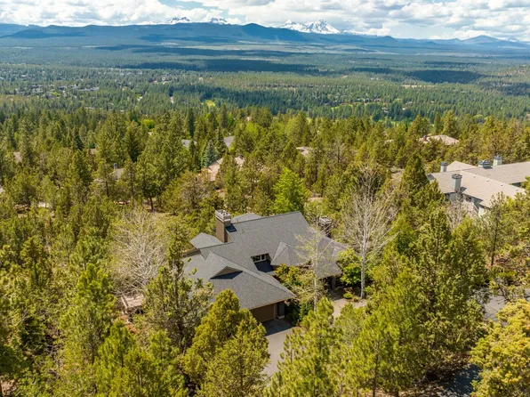 2803 NW Three Sisters Dr, Bend, OR 97703