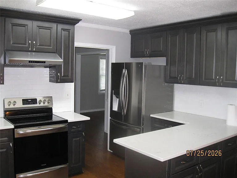 5159 Stratham Dr — Photo 8