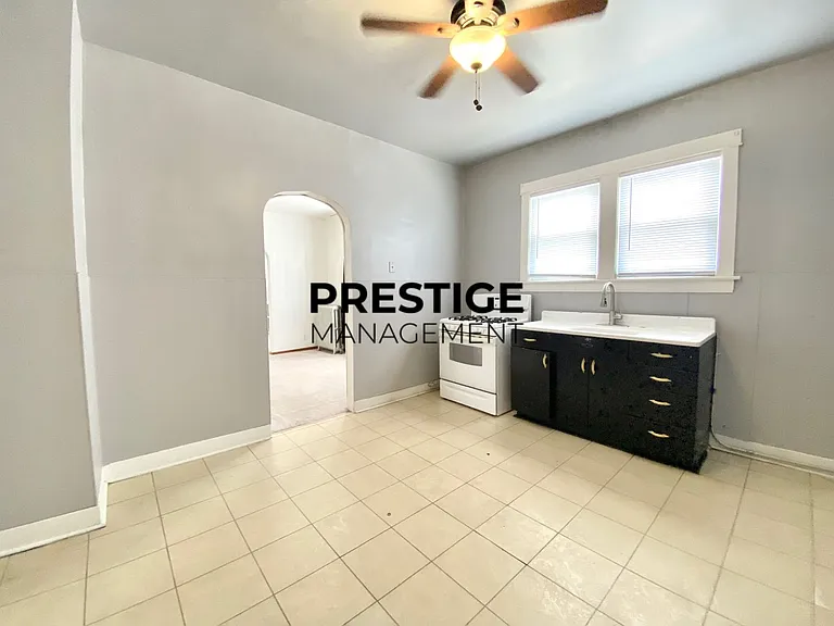 1113 Benedict St #2R — Photo 1