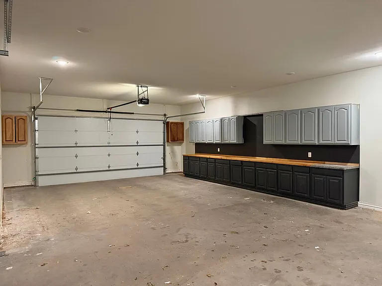 8 Gilbert Rd — Photo 52