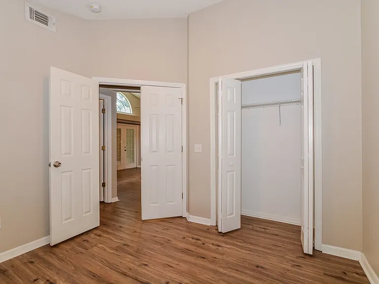 957 Piedmont Oaks Dr — Photo 12