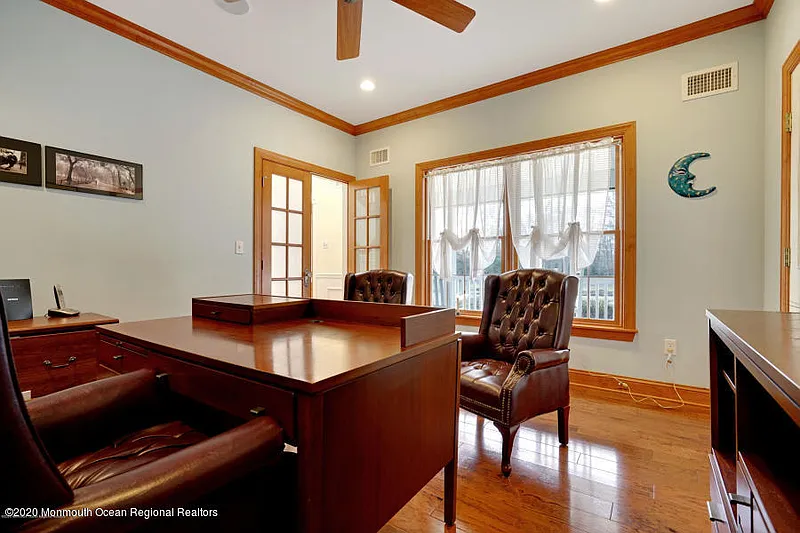 Thumbnail 16