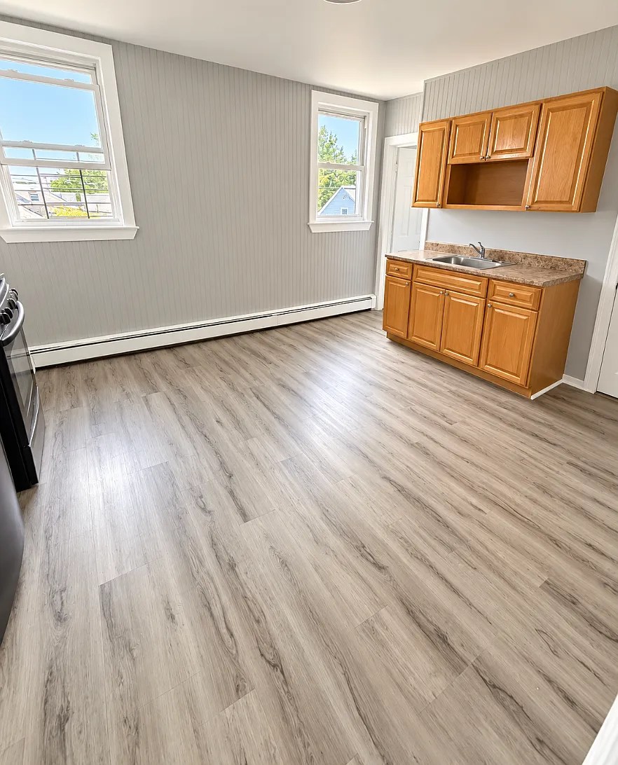 2 bed, 850 sqft, $1,798 — Photo 2