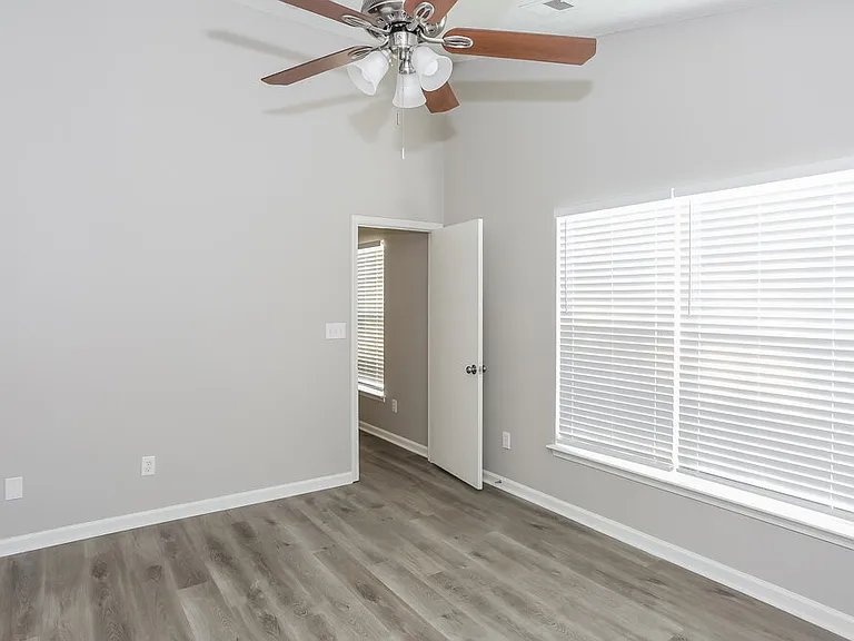 5227 Moonlight Trl SW — Photo 7