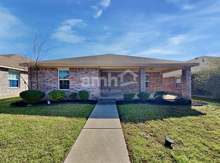 1928 Rosa Parks Blvd, Lancaster, TX 75146