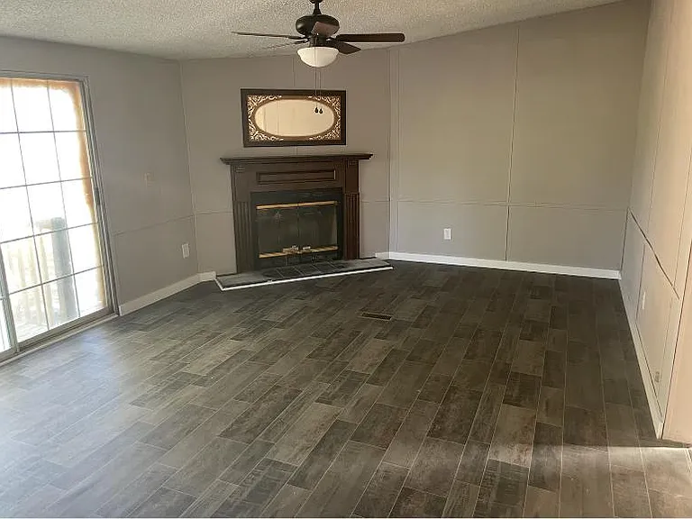 1064 Cassie Lynn Dr — Photo 15