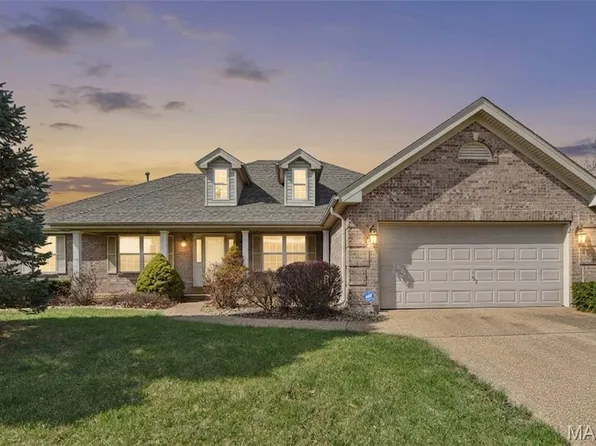 3201 Bear Tracks Dr, Wentzville, MO 63385