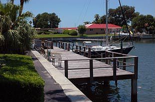 Community Condo Docks