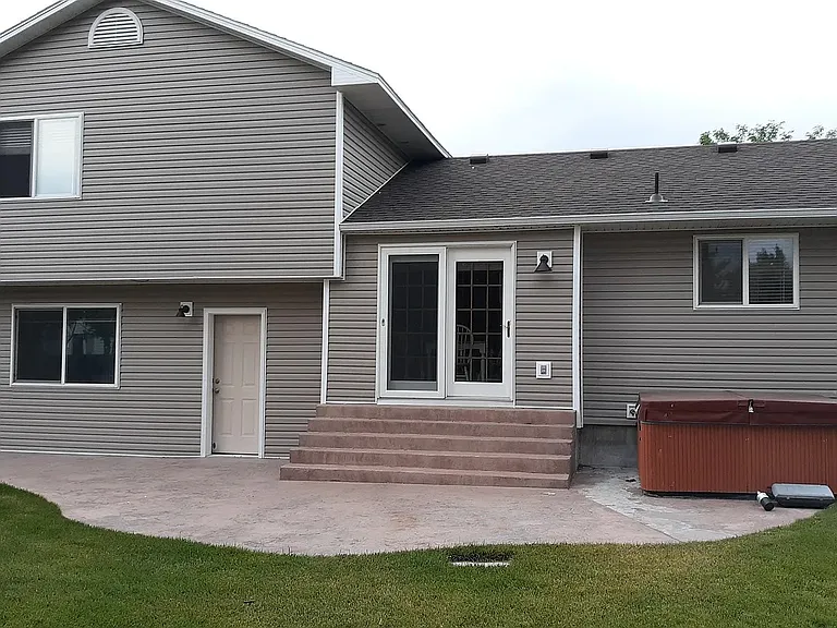 253 Colonial Way — Photo 6