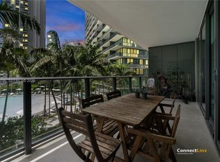 650 NE 32nd St #703, Miami, FL 33125