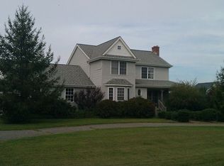 1345 W Mill Rd, Mattituck, NY 11952