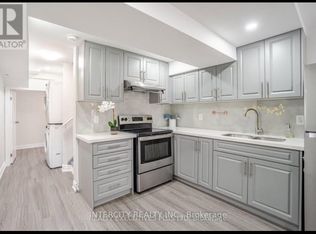 36 Minna Trl, Brampton, ON L7A 4T1
